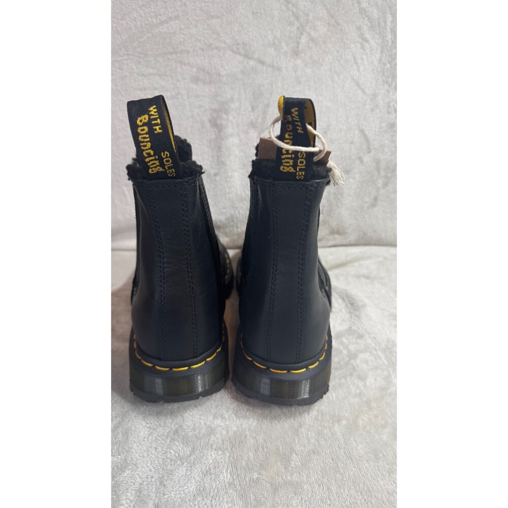 Dr. Doc Martens DM's NEW Chelsea Boots Womens 9 Black Leather Pull On 2976 Men 8 - Picture 4 of 12